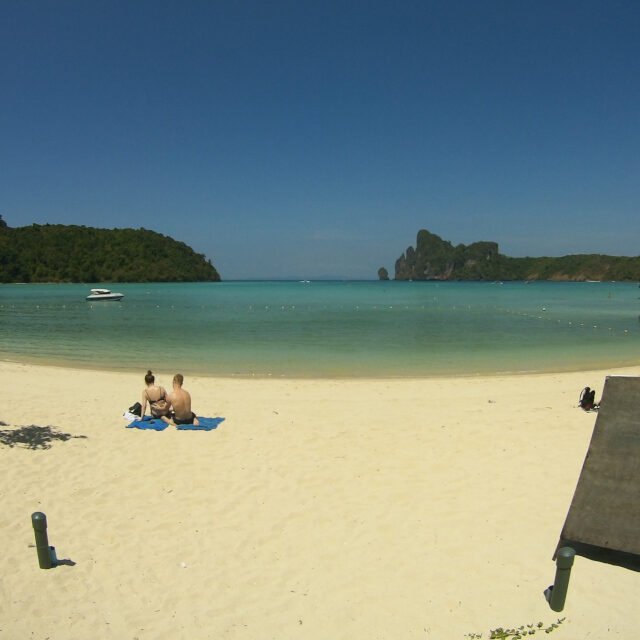Phi Phi Island Big Boat Tour 1
