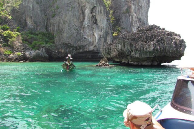 Phi Phi Islands Quality Tour Nui Bay