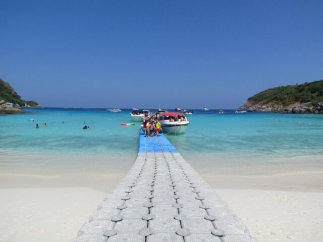 raya island tour speed-boat 4
