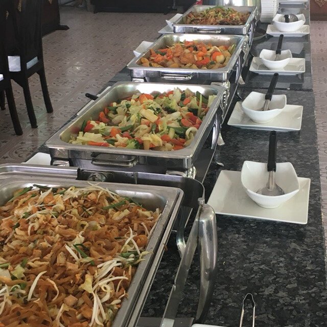 Lunch Raya Island