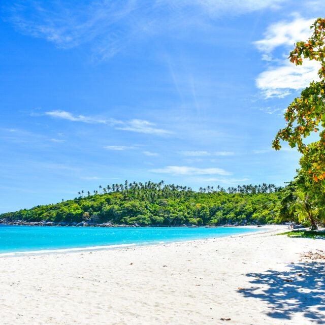 Raya Coral Maiton Island Day Tour2