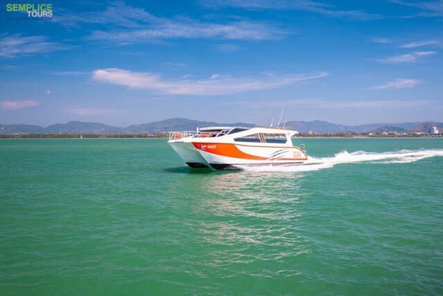 Semplice-Phuket-Phi-Phi-Maya-Bamboo-Maiton-Island-day-Tour-by-speed-Catamaran2