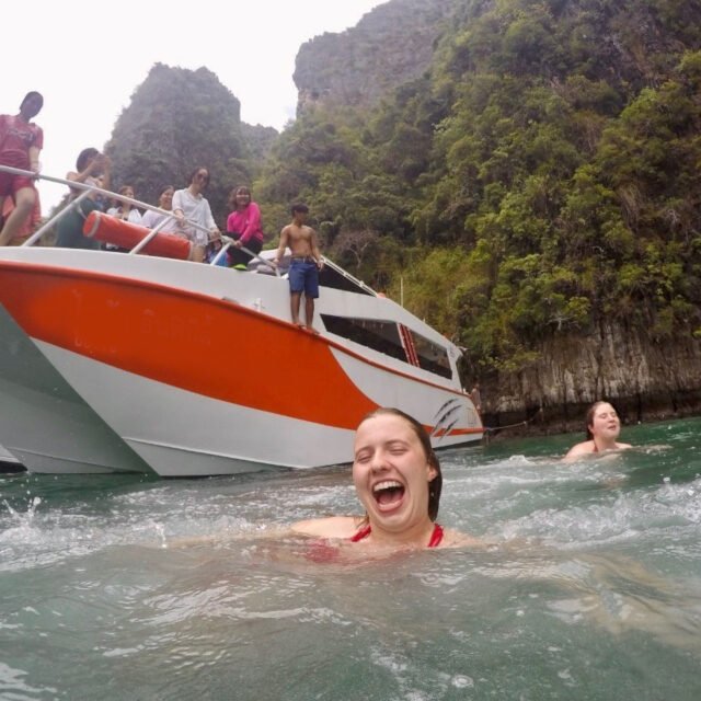 Semplice-Phuket-Phi-Phi-Maya-Bamboo-Maiton-Island-day-Tour-by-speed-Catamaran4