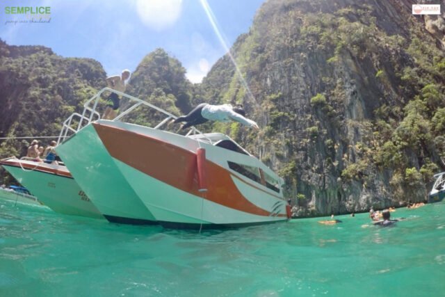 Semplice-Phuket-Phi-Phi-Maya-Bamboo-Maiton-Island-day-Tour-by-speed-Catamaran5