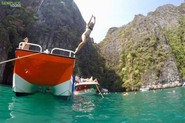 Semplice-Phuket-Phi-Phi-Maya-Khai-Island-Tour-by-speed-Catamaran.