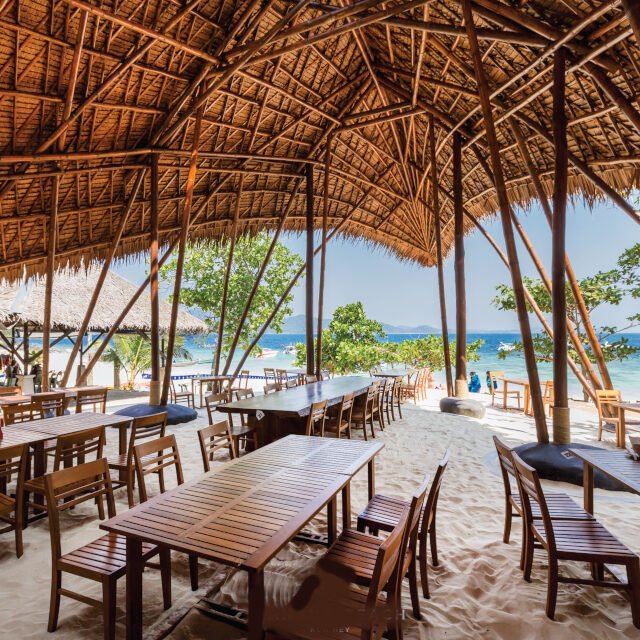 Full-Day-Banana-Beach-Restaruant