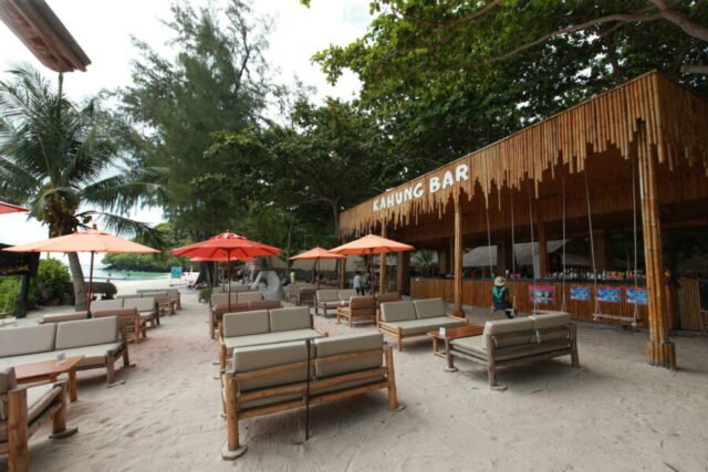 Half - Day - Trip - Kahung -Private - Beach - Bar