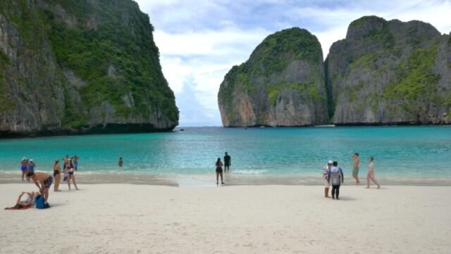Phi - Phi - Islands - Sunset - By - Speed Catamaran - Maya - Bay - Relax