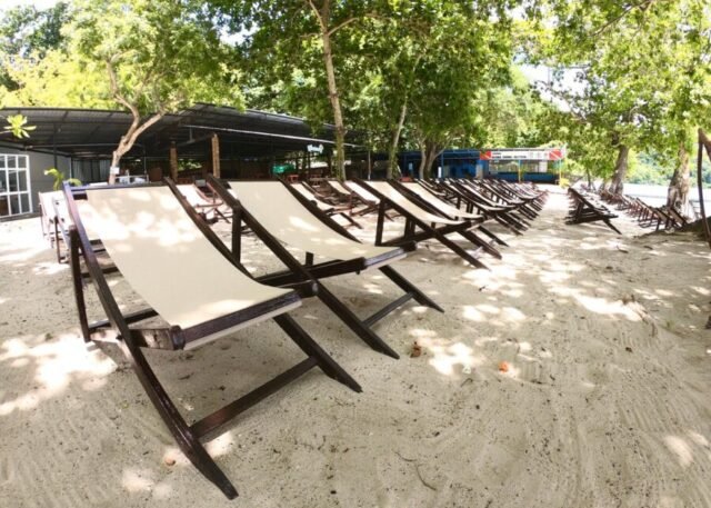 Half - Day - Trip - Kahung -Private - Beach - Beach chair