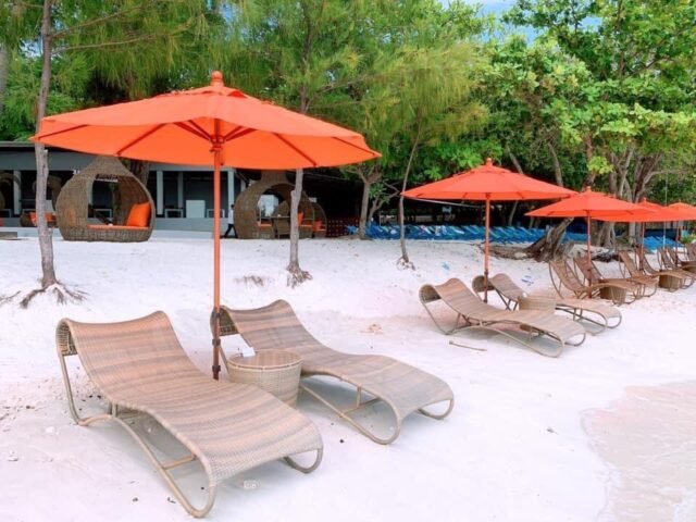 Full - Day - Trip - Kahung -Private - Beach - Sun - Bed