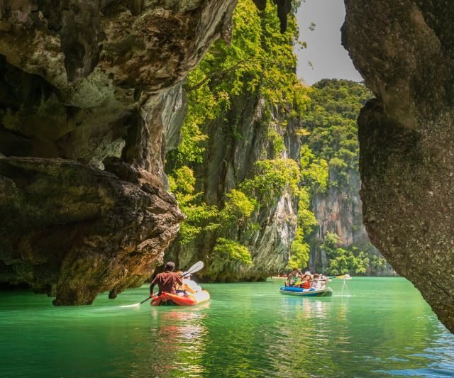Phang - Nga - Speed - catamaran - Hong - Island - canoe - (3)