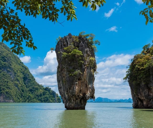 Phang - Nga - Speed - catamaran - James - Bond - Island