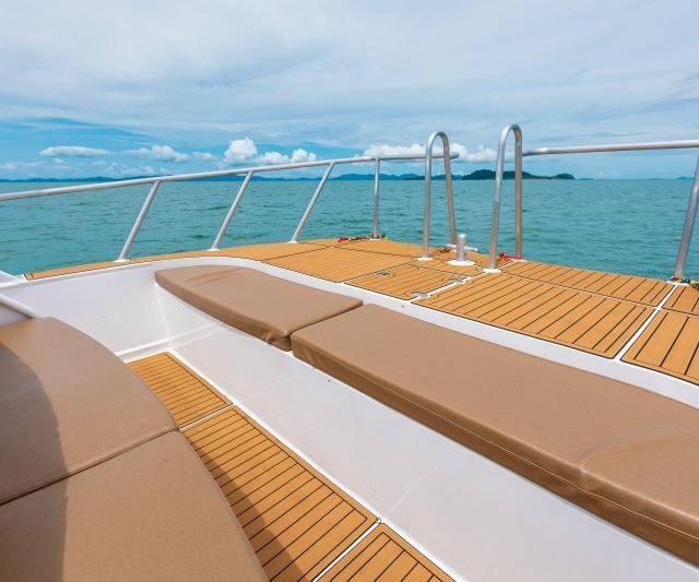 Phang - Nga - Speed catamaran - boat - front