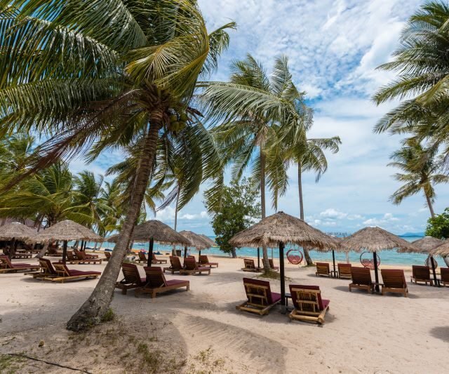 Phang - Nga - speed - catamaran - Palm - Beach - Club