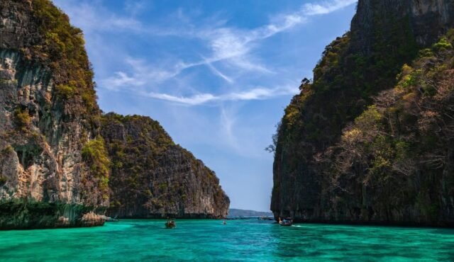 hype-yacht-phi-phi-islands-1.jpg